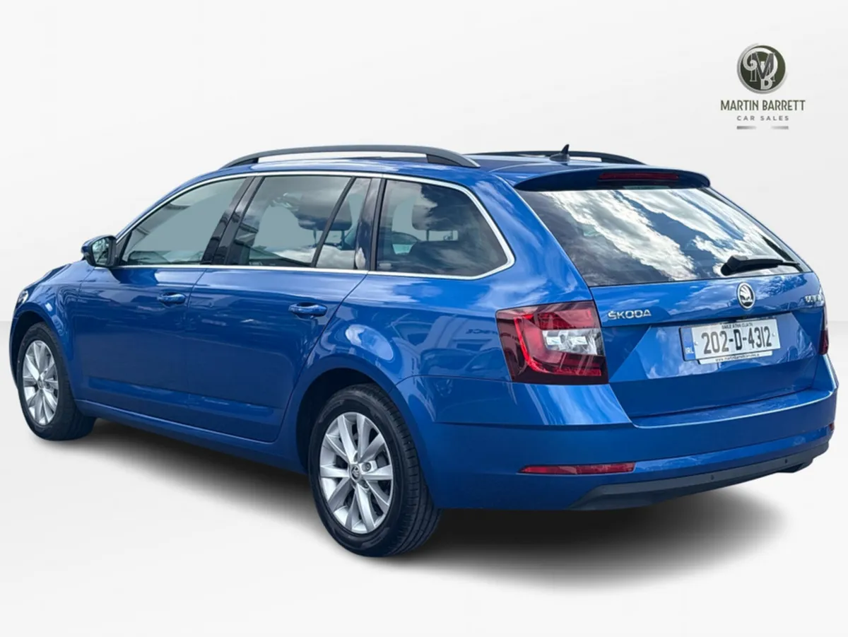 Skoda Octavia COMBI SOL 1.0 TSI 115HP 4DR - Image 4