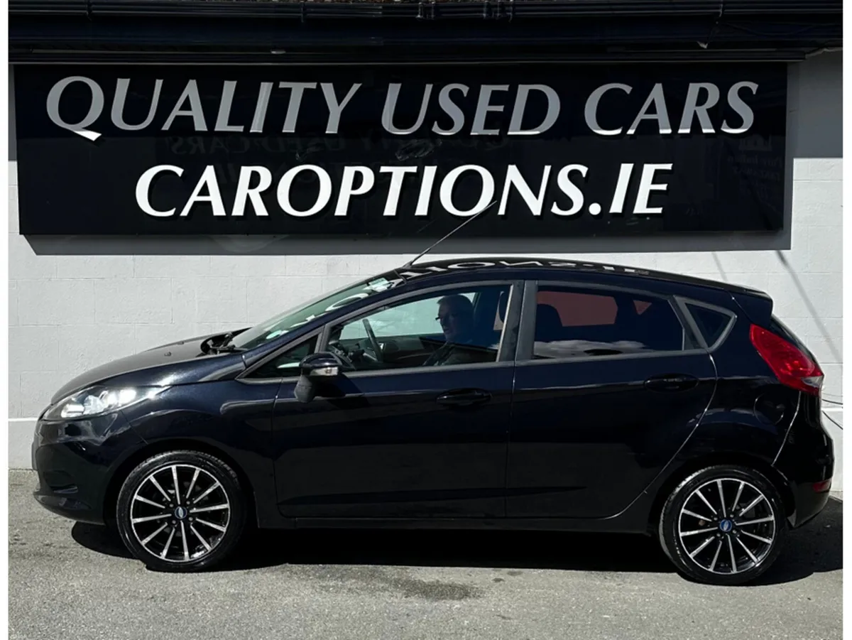 Ford Fiesta 1.4 TDCI EDGE 70PS 5DR - Image 2