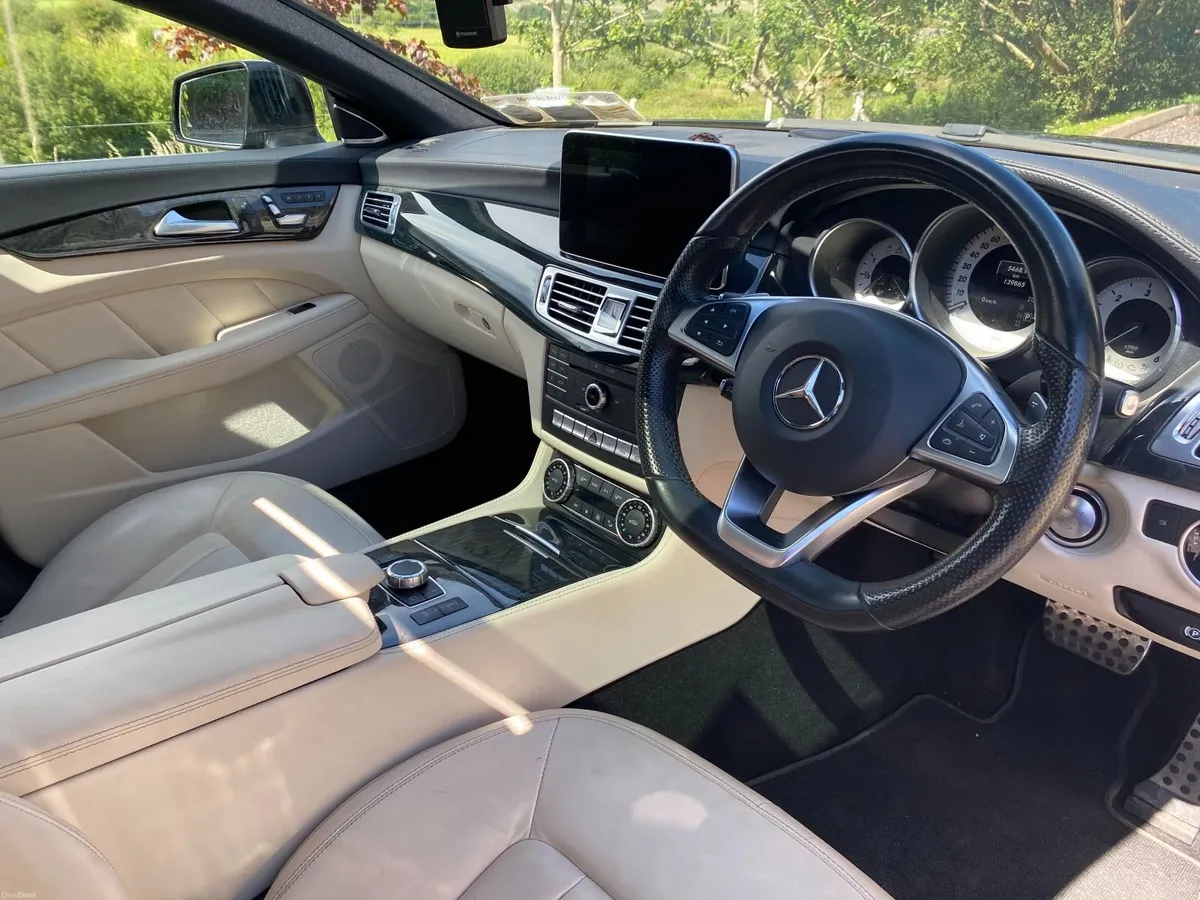 2016 Mercedes-Benz CLS 220d AMG Line Premium Plus - Image 3
