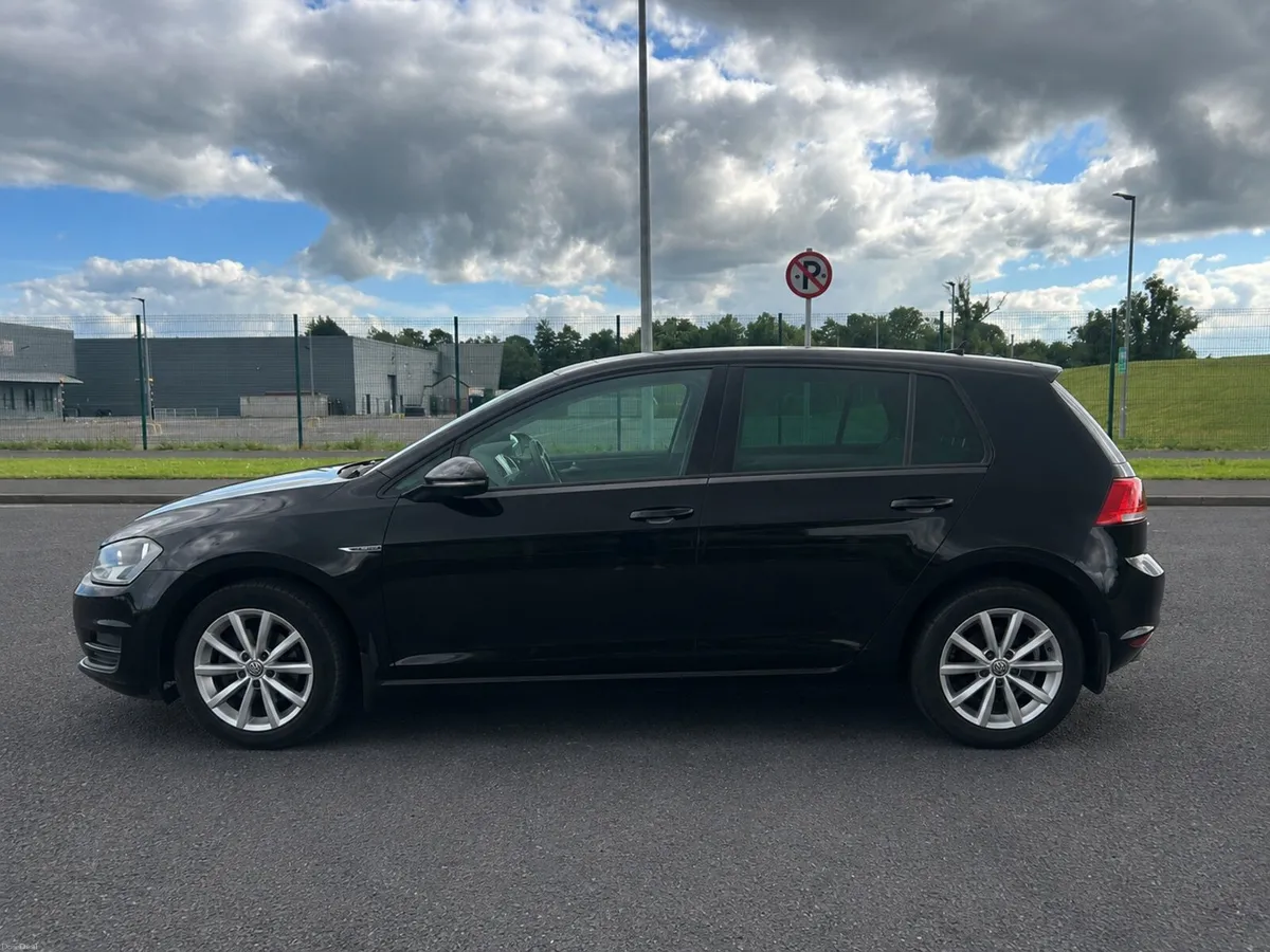 161 VW GOLF DIESEL LOUNGE 1.6 TDI - Image 2