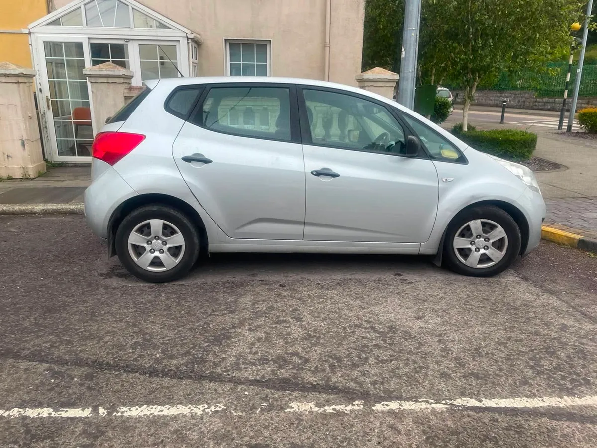 2011 Kia Venga 1.4 Crdi Diesel 5DR - Image 1