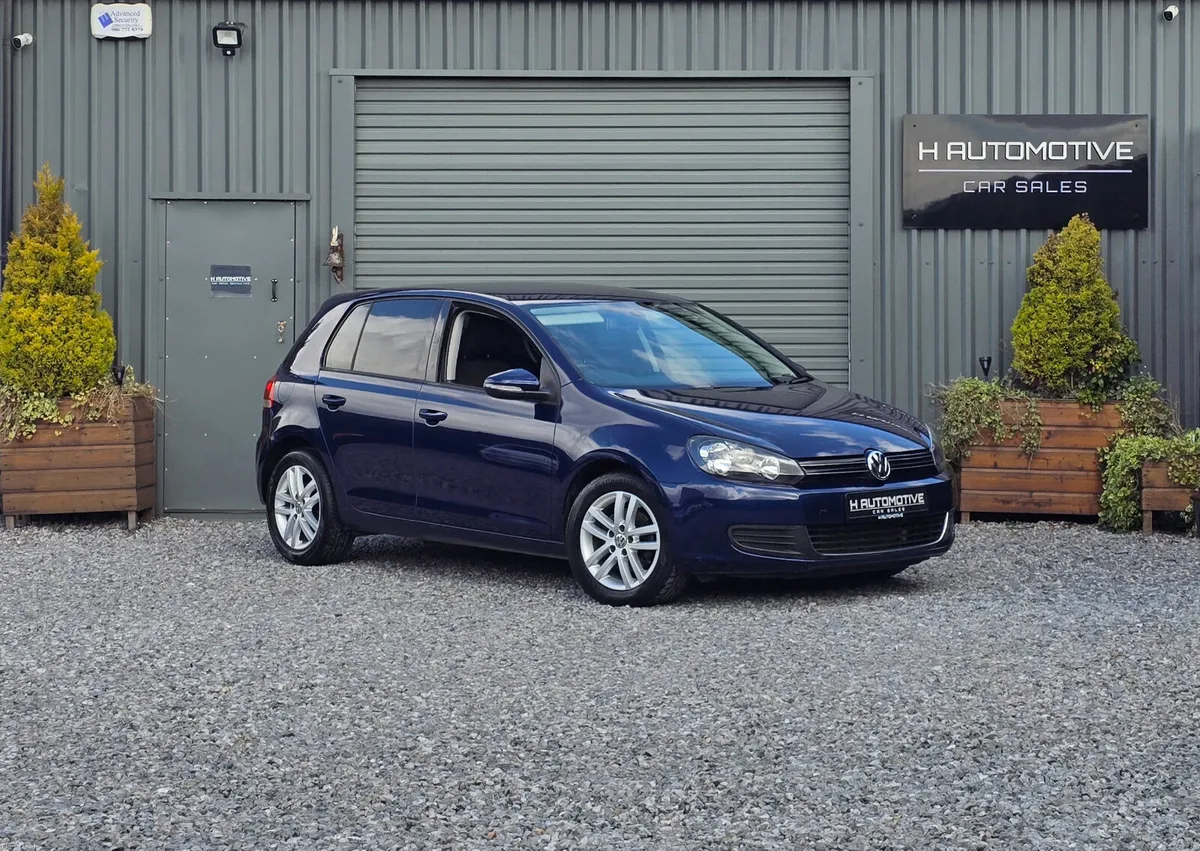 2013 VOLKSWAGEN GOLF 1.2 TSI AUTO LOW KMS - Image 4