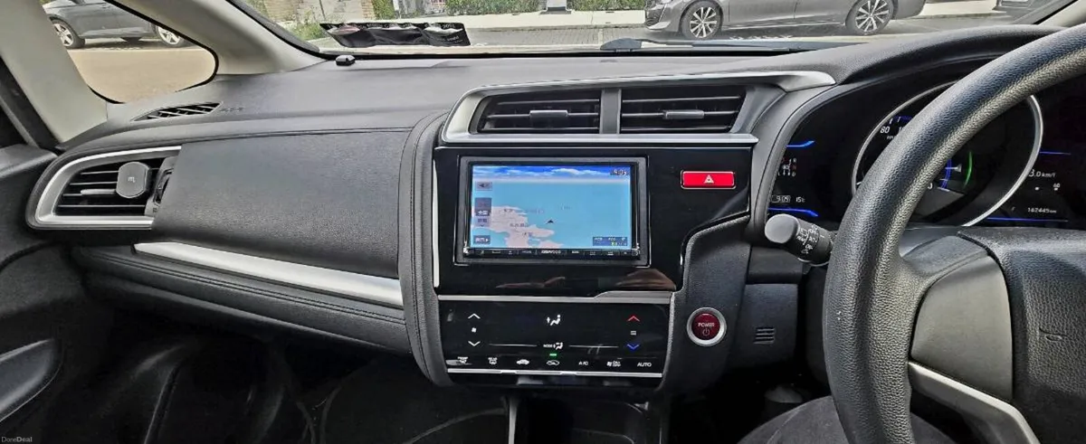 Honda Fit 2014 | Automatic Hybrid 1.5 - Image 2