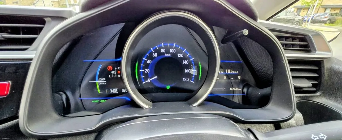 Honda Fit 2014 | Automatic Hybrid 1.5 - Image 4