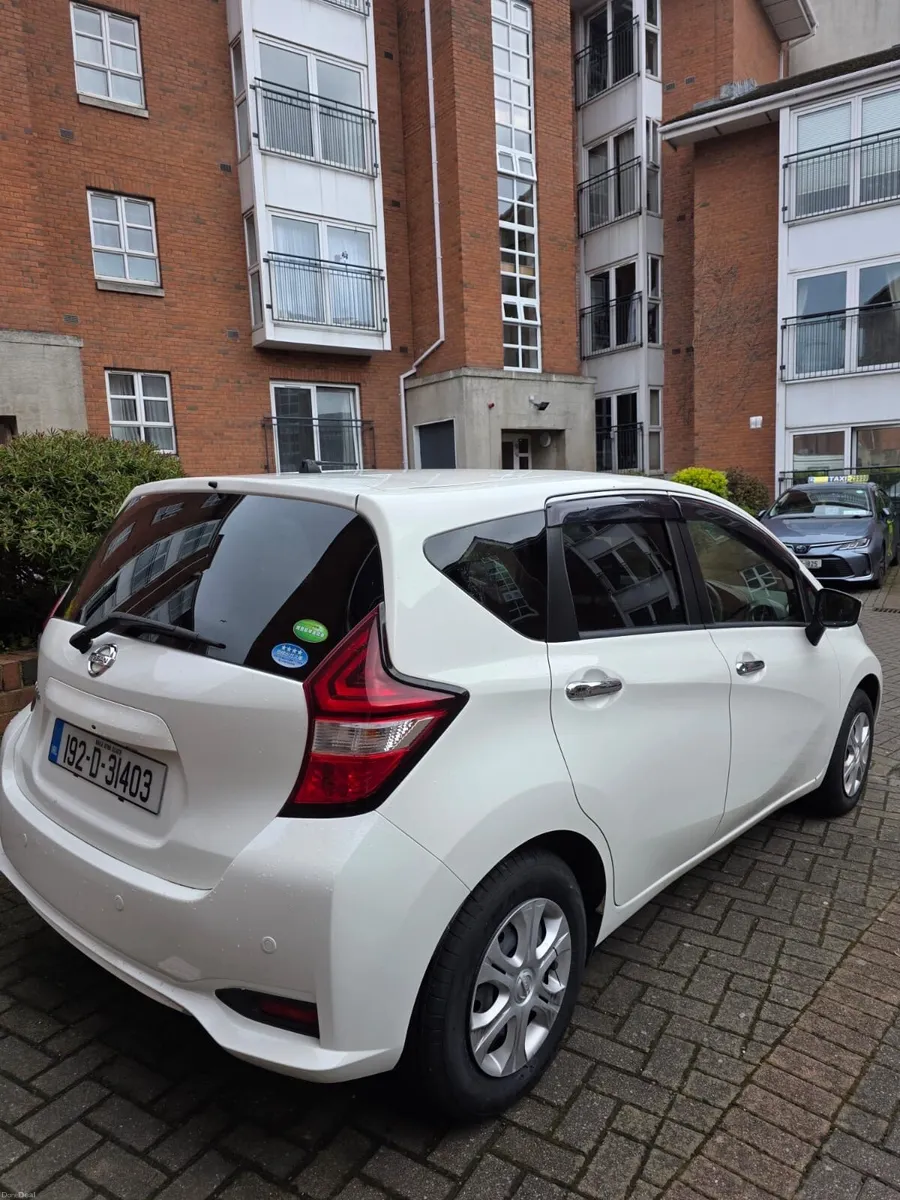 Car - Image 6