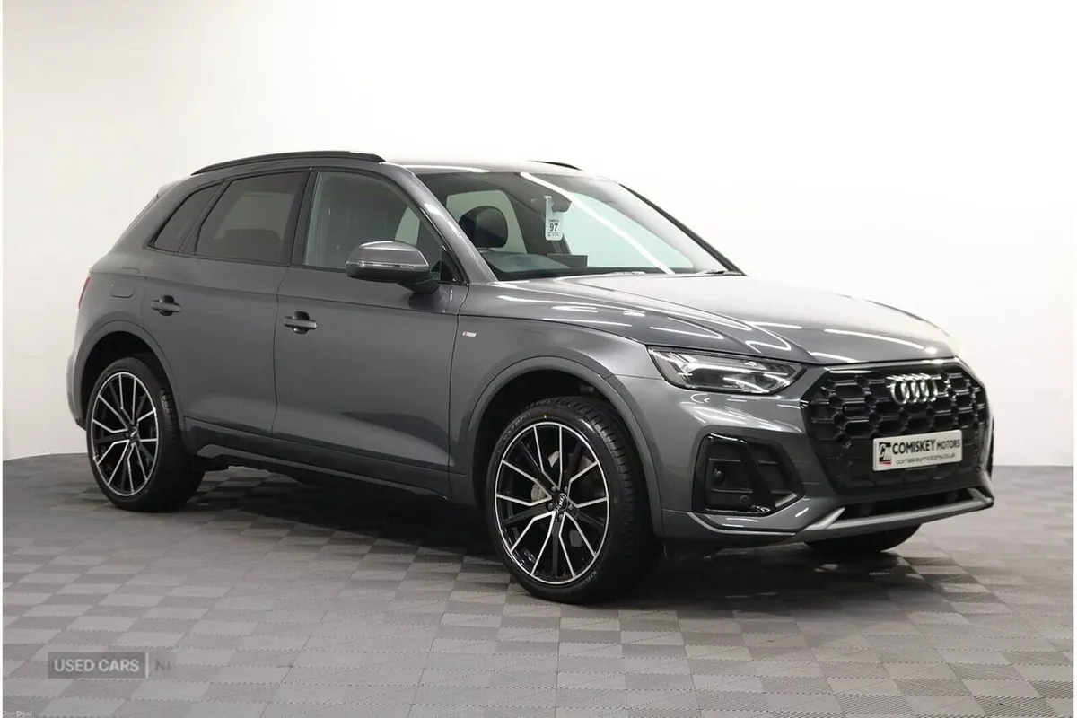 Audi Q5 TDI S line - Image 1