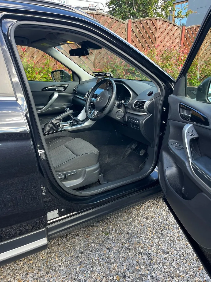 Mitsubishi Eclipse Cross 2019 - Image 4