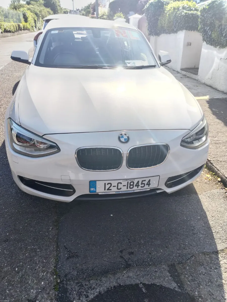 Automatic BMW 1-Series 2012 - Image 2