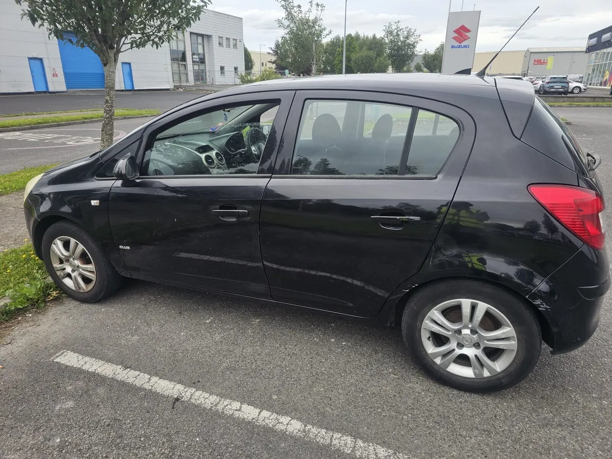 Opel corsa 1.2 petrol - Image 4