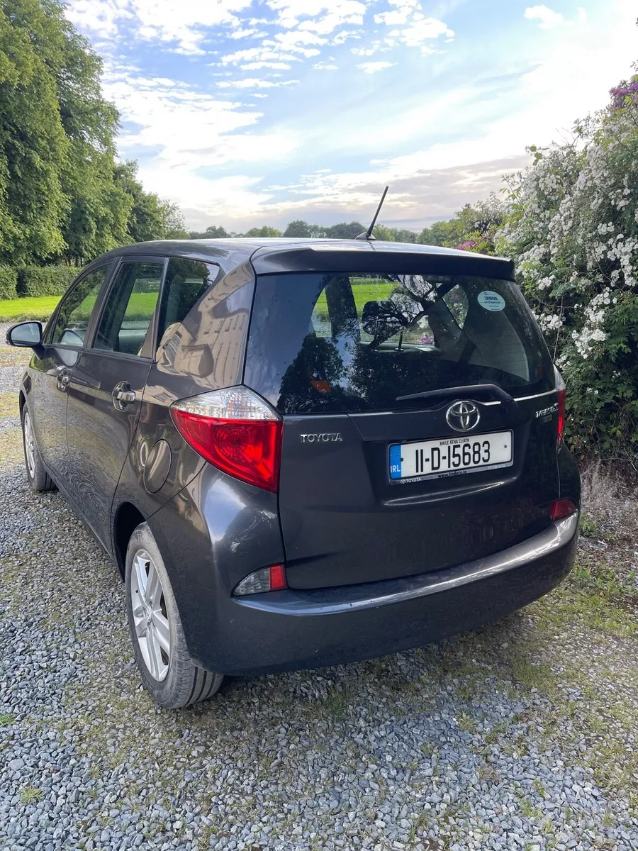 Toyota Verso-S 2011 !!! Low mileage - Image 3