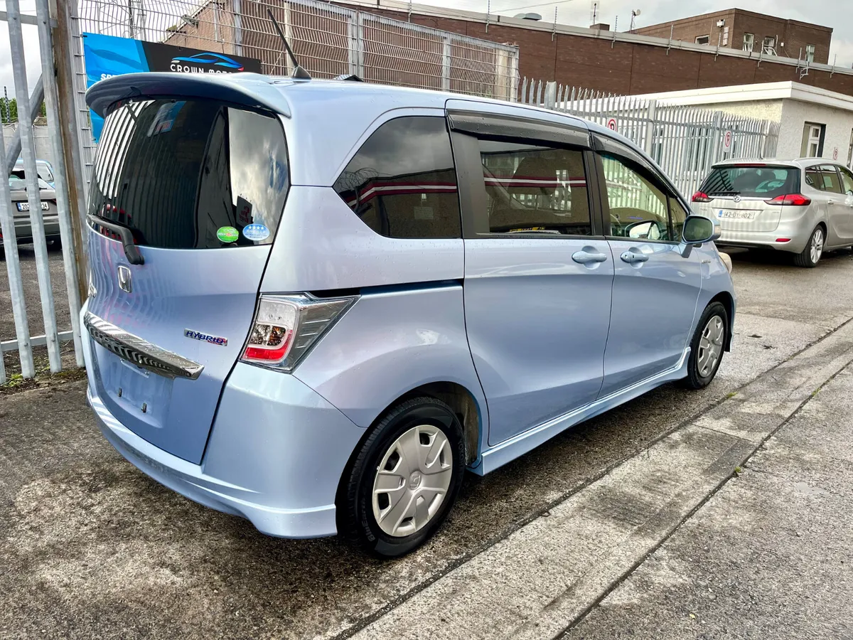 Honda freed 6 seater hybrid - Image 3