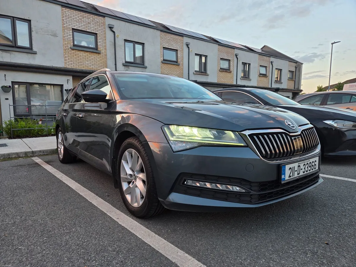 2021 SKODA SUPERB - Image 1