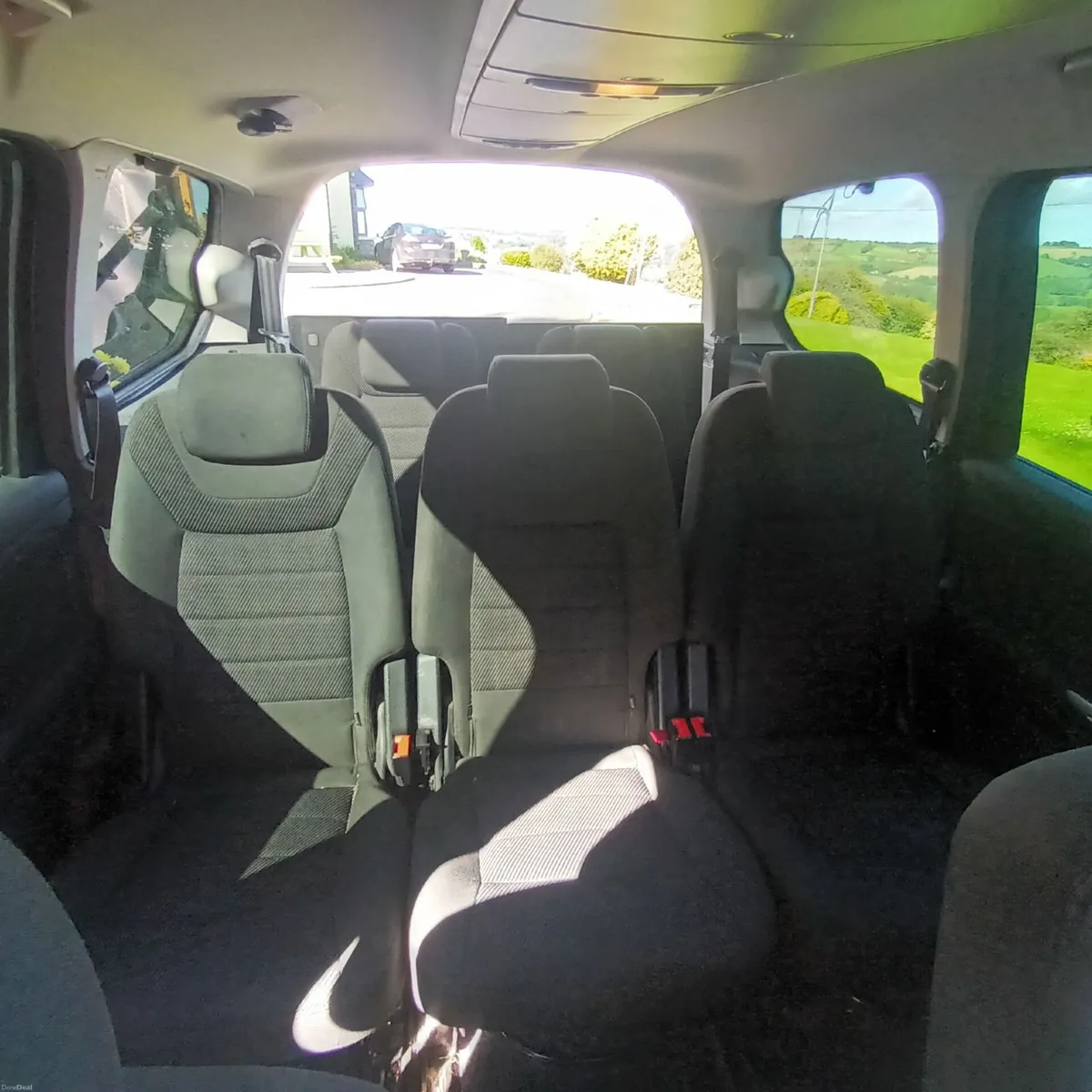 Ford Galaxy 2015 - Image 5