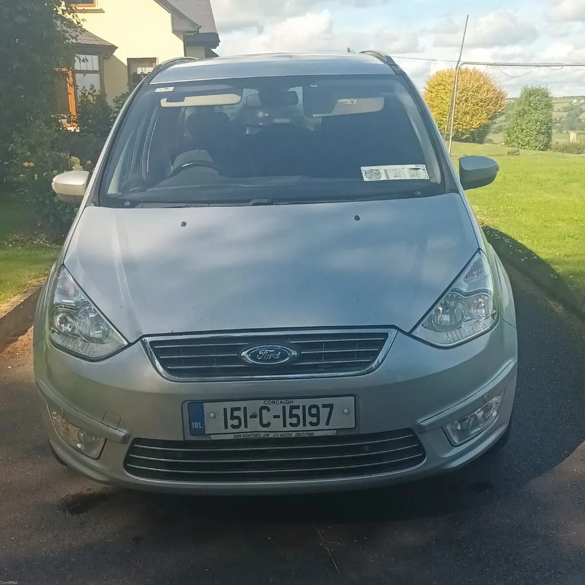 Ford Galaxy 2015 - Image 1