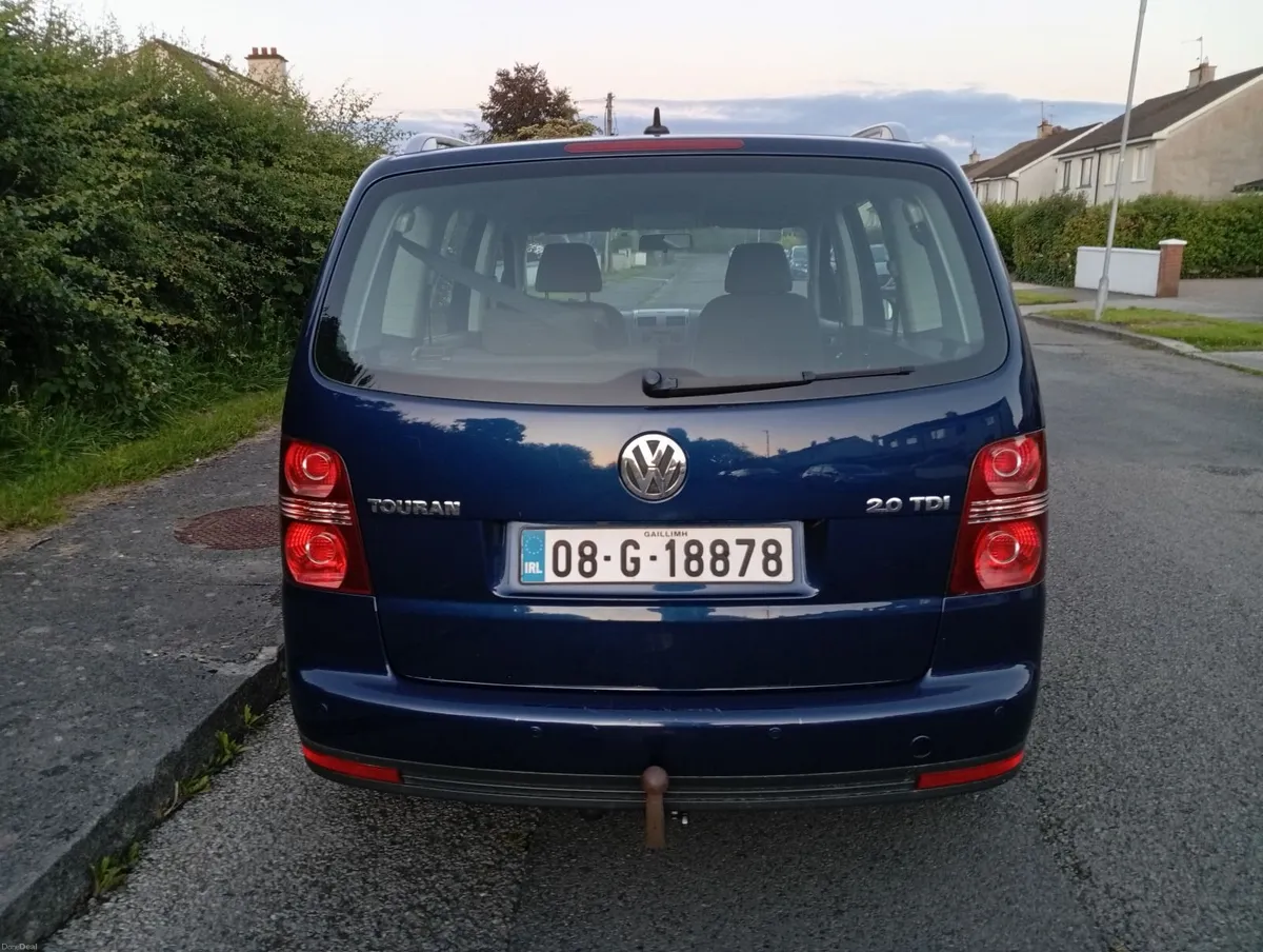 Volkswagen Touran 2008 - Image 2