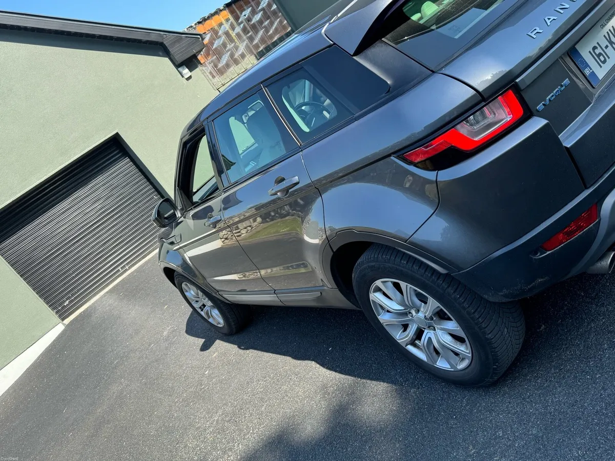 Range Rover Evoque - Image 5