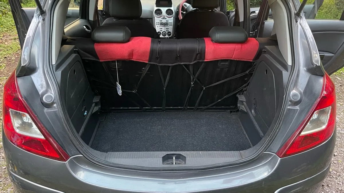 Vauxhall Corsa - Image 5