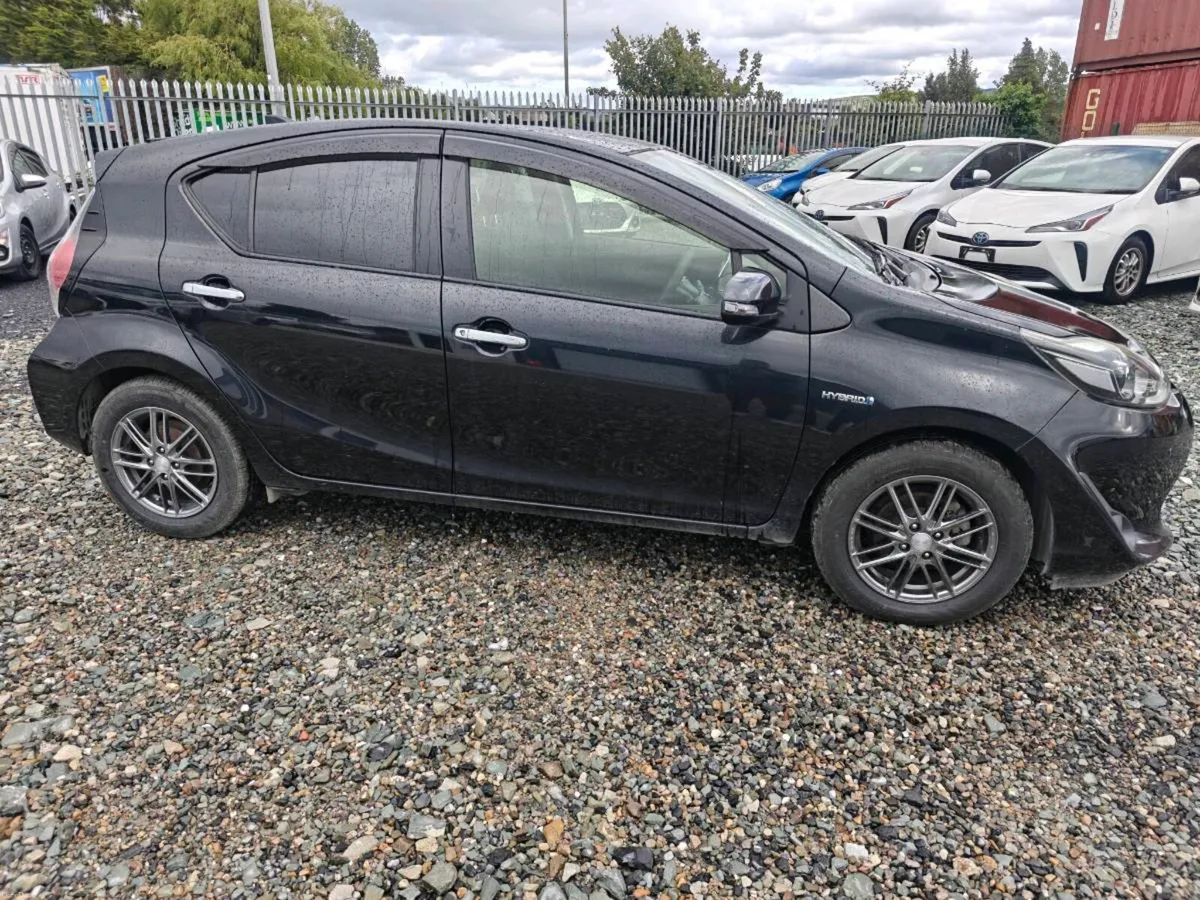 Toyota Aqua 2019 - Image 2