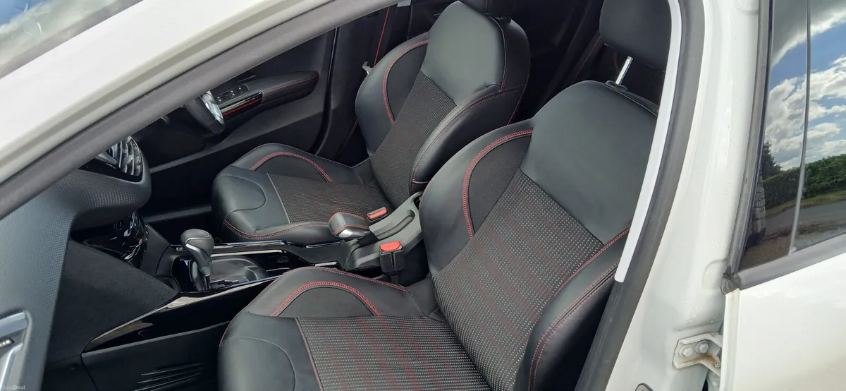 Peugeot 2008  GT-Line 90 000.km - Image 4