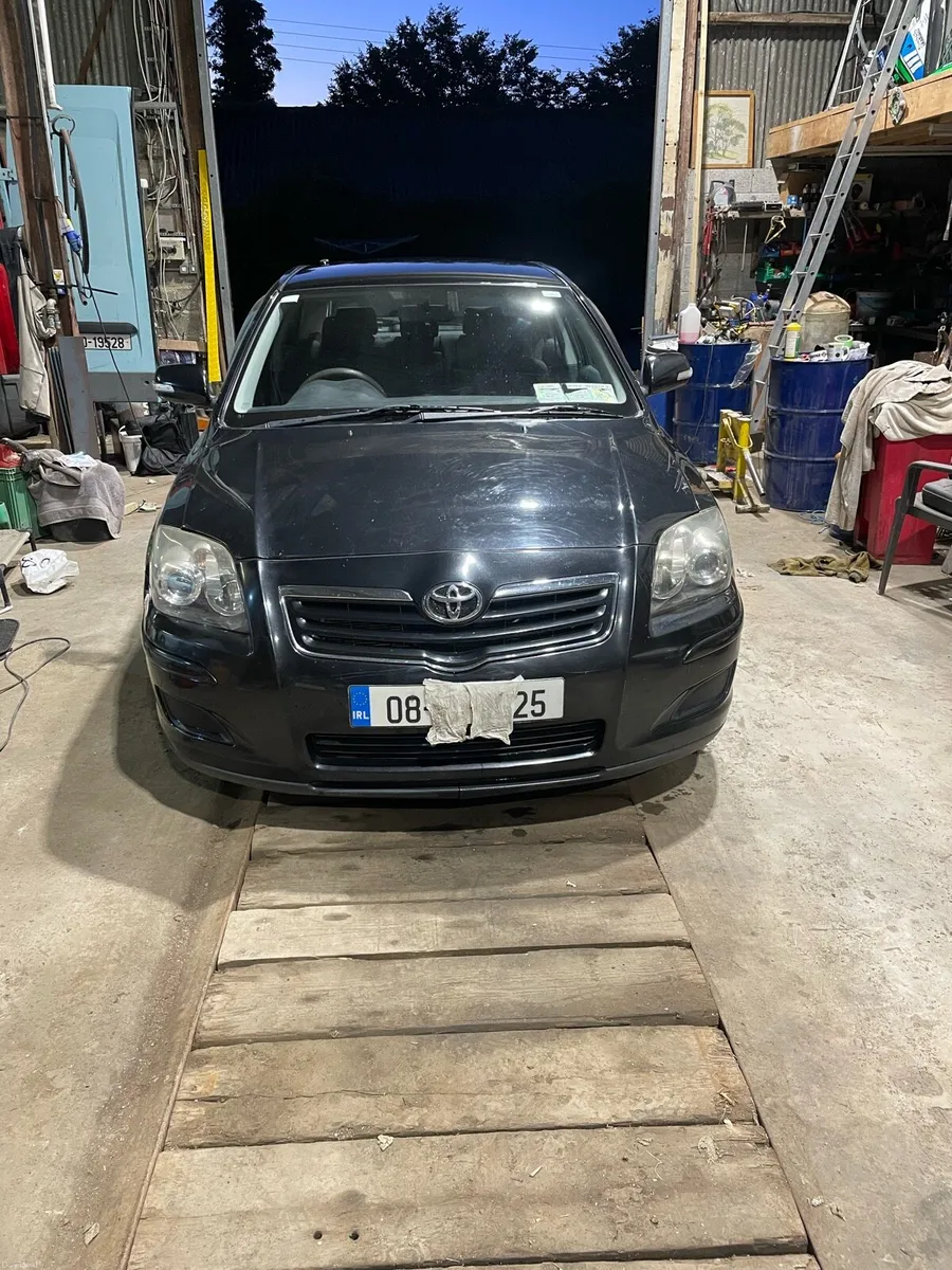 Toyota avensis - Image 1