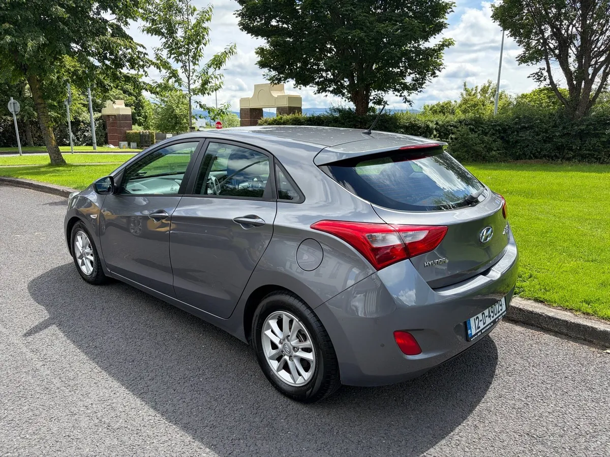 HYUNDAI I30 1.6CRDI - Image 4