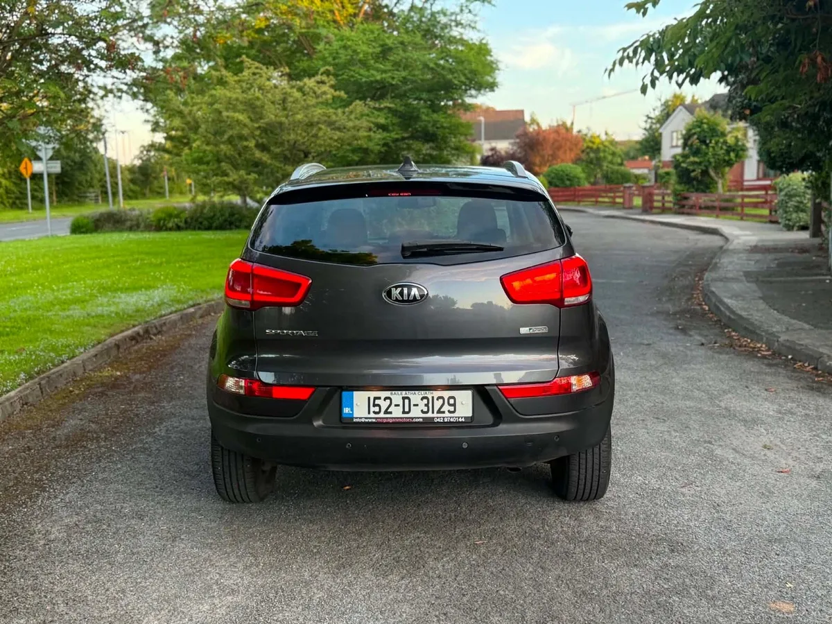 2015 Kia sportage 1.7L diesel nct 10/26 tax 10/26 - Image 4