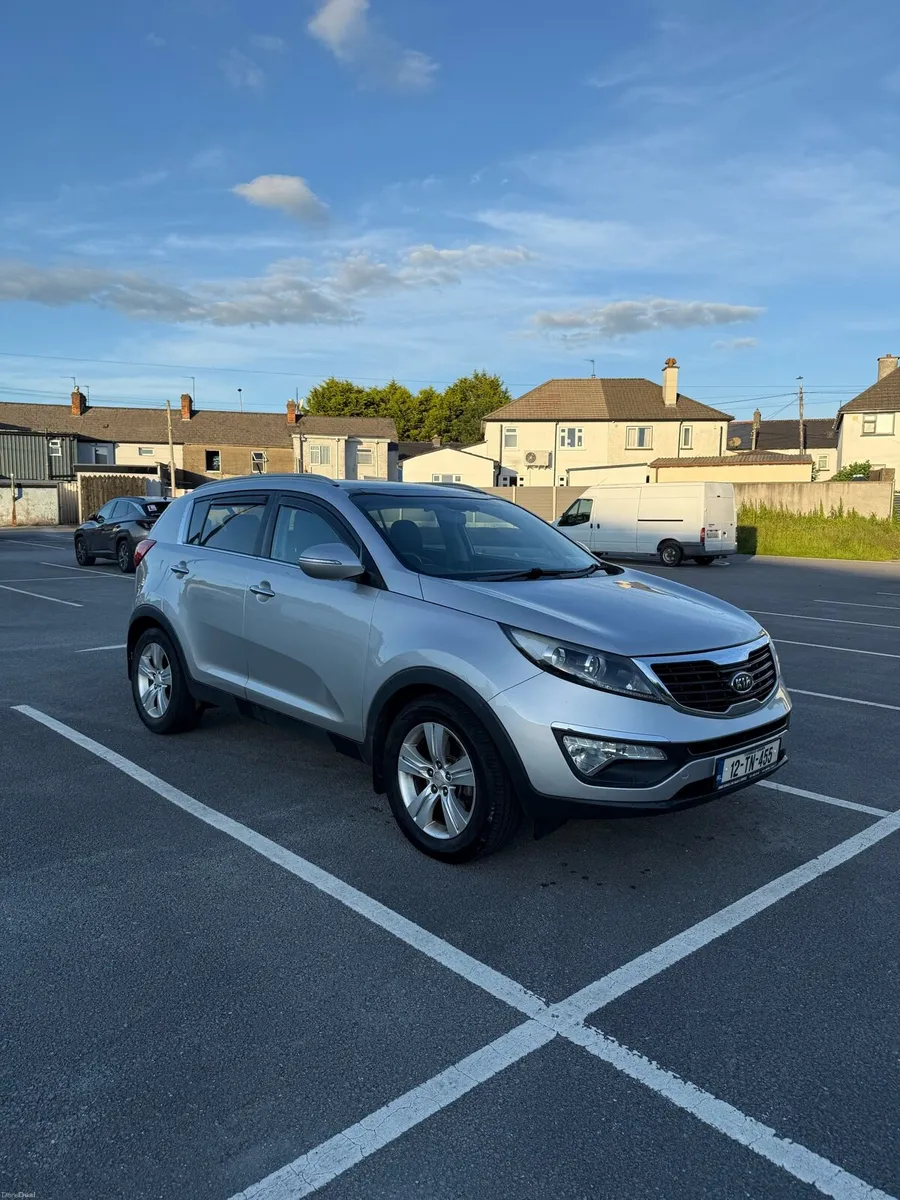 Kia Sportage **panoramic roof** - Image 1