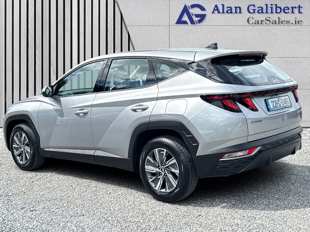Hyundai Tucson IX35 COMFORT PLUS 5DR - Image 2