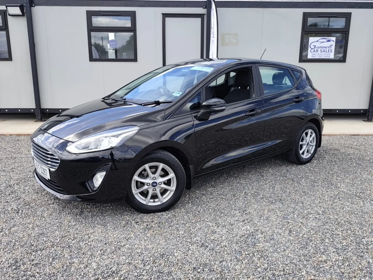Ford Fiesta TITANIUM 1.10 85PS 5SPEED 4DR - Image 5