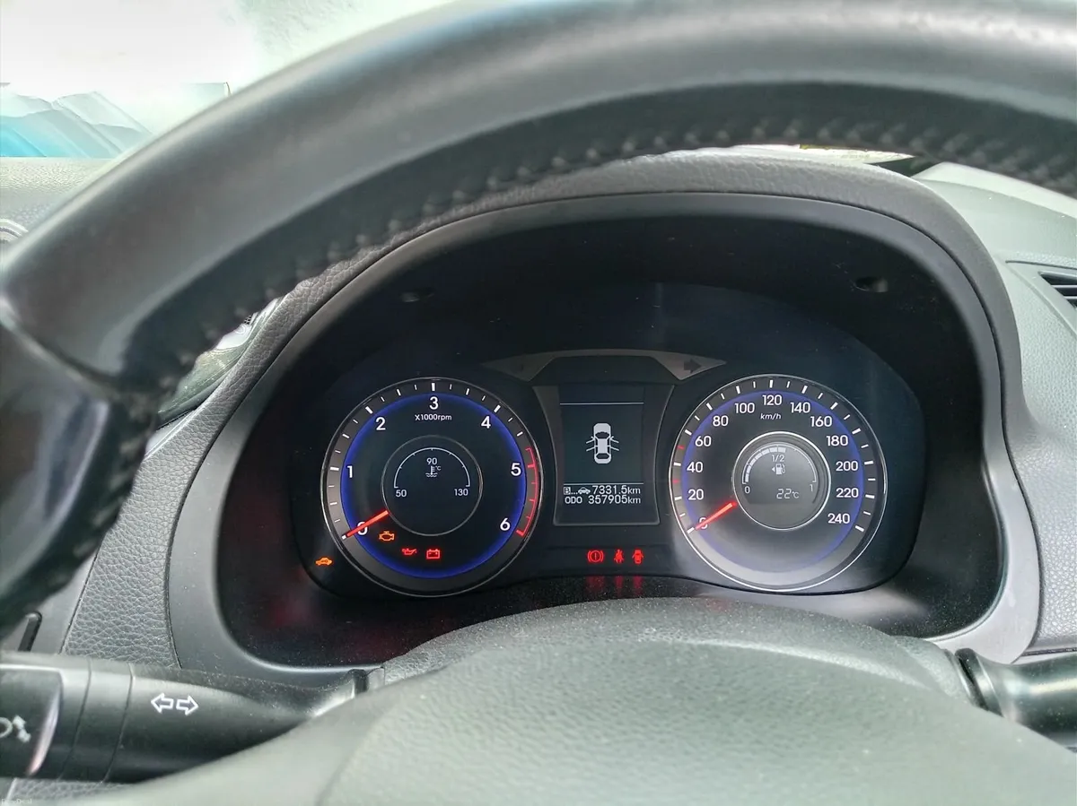 Hyundai i40 2015 - Image 2