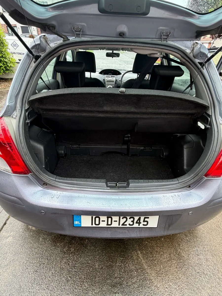 Toyota Yaris - Image 4