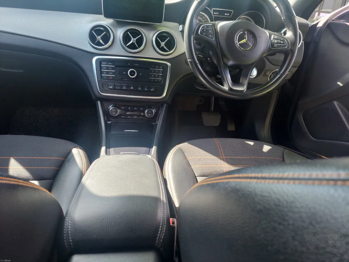 2016 Mercedes CLA -180- Automatic - Image 4