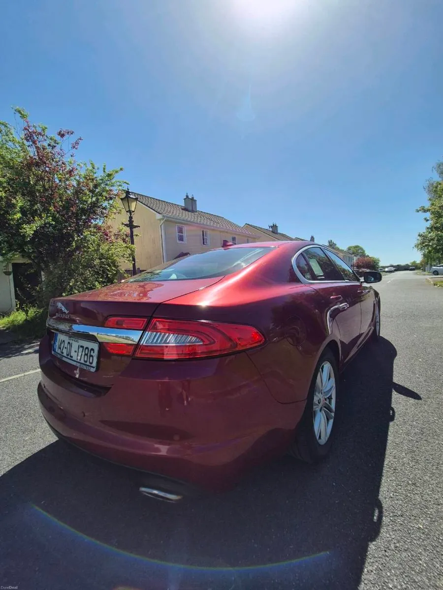 Jaguar XF - Image 5