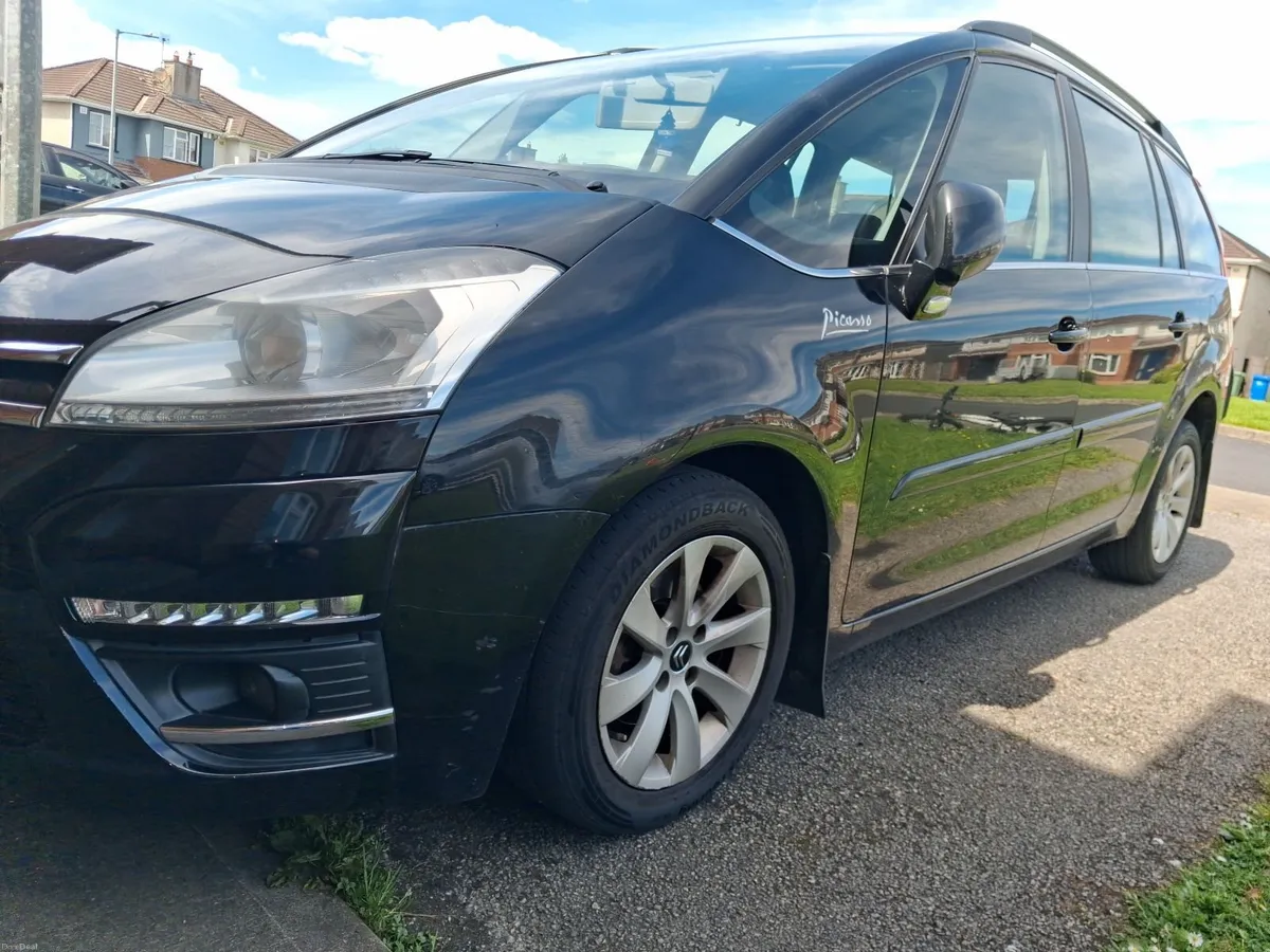 Citroen C4 Picasso 2011 - Image 1