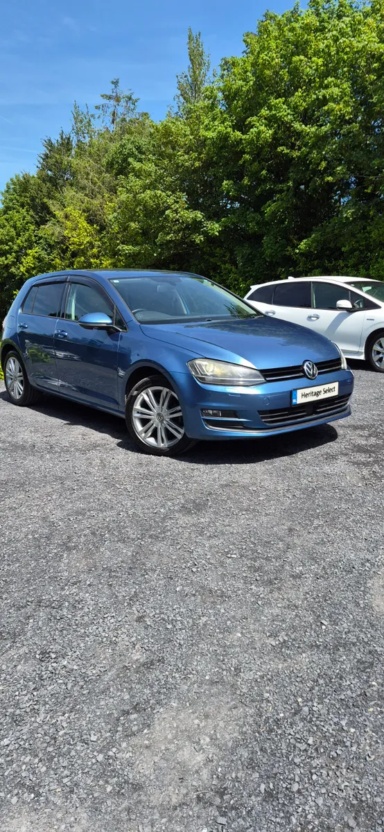 VOLKSWAGEN GOLF 1.2 AUTOMATIC  2015 - Image 3
