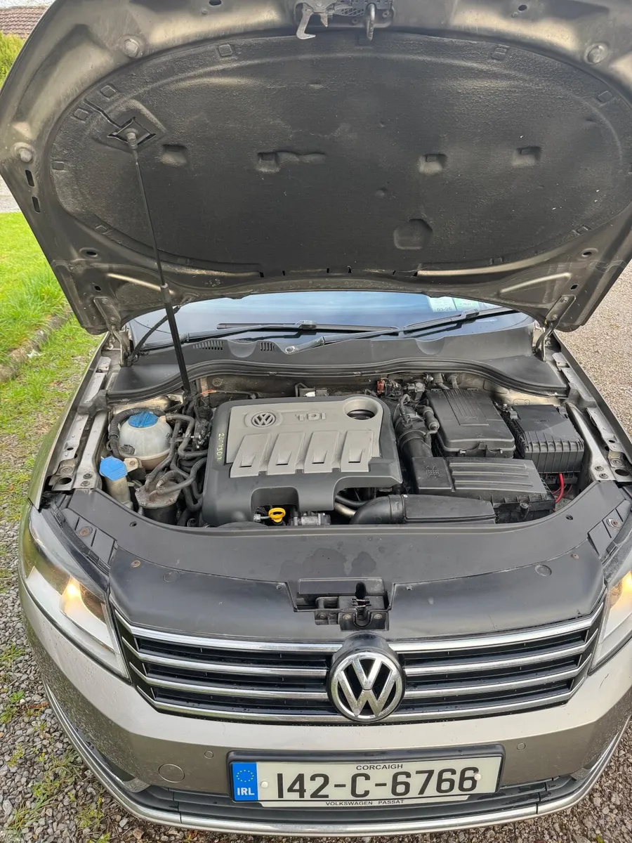 Volkswagen Passat 2014 - Image 4