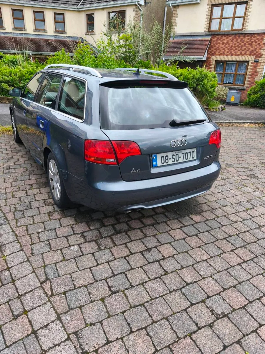 Audi A4 - Image 1