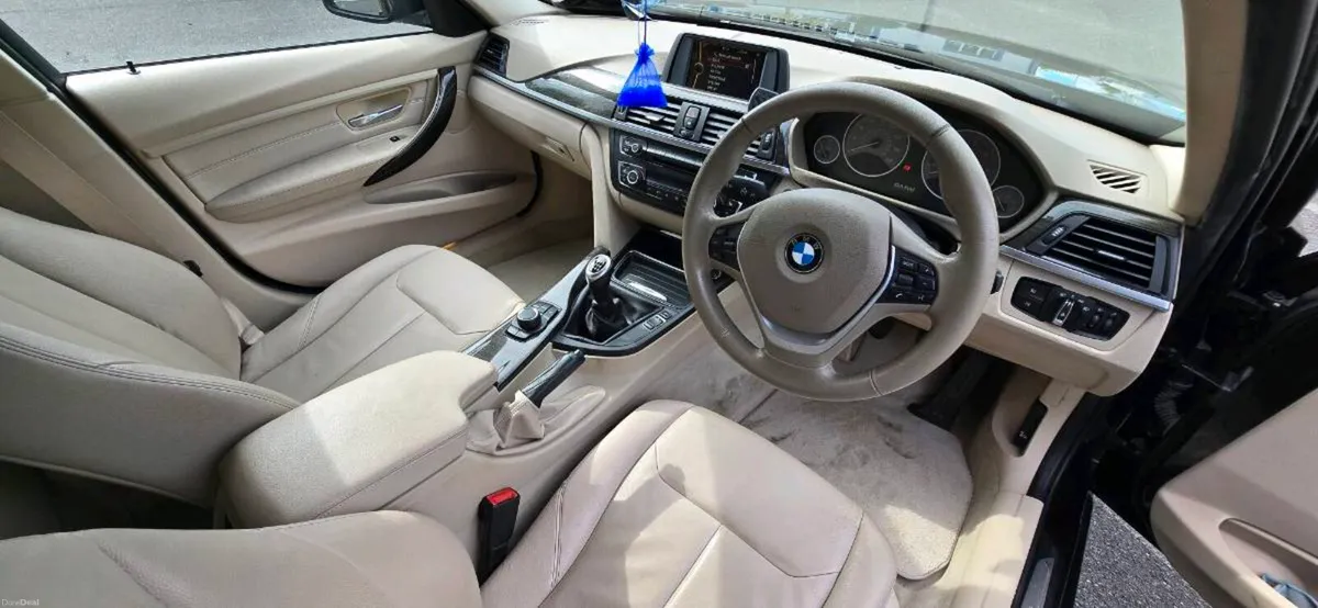 2012 BMW 320d - Image 2