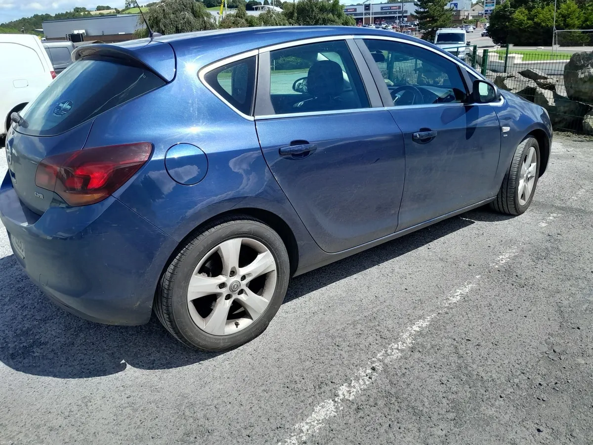 2012 Opel Astra  sri 1,7 diesel  low km €2000 - Image 3