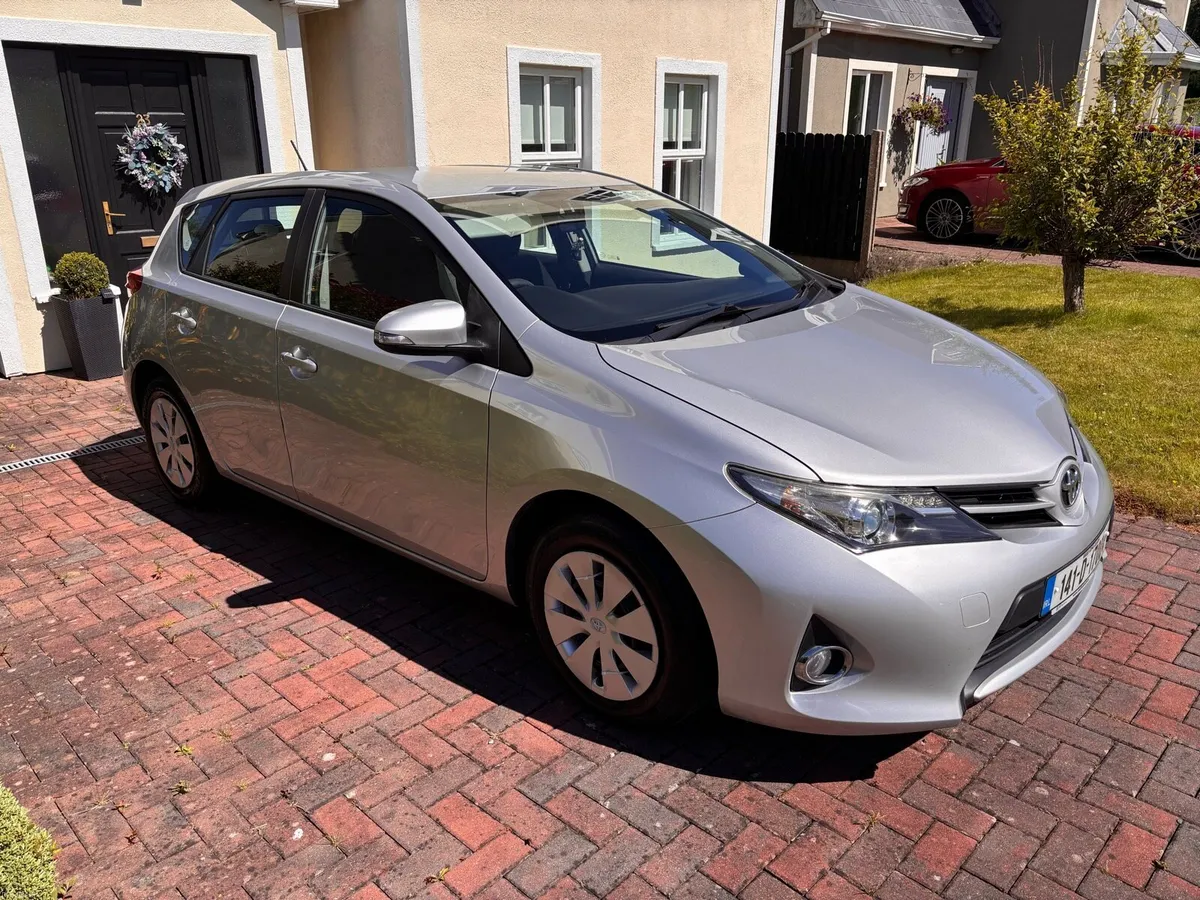 2014 Toyota Auris 60mi - Image 3