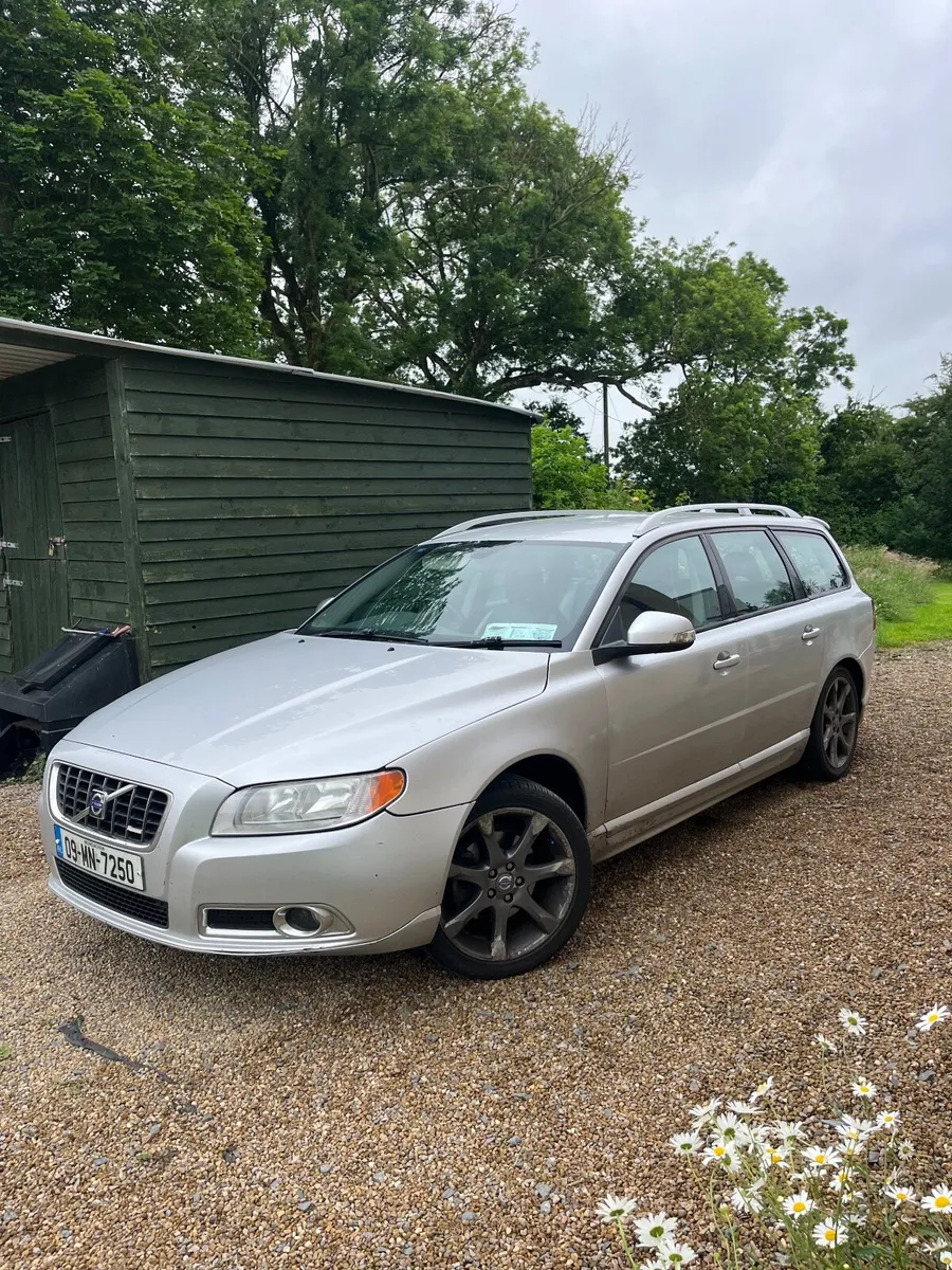 Volvo V70 2009 - Image 4
