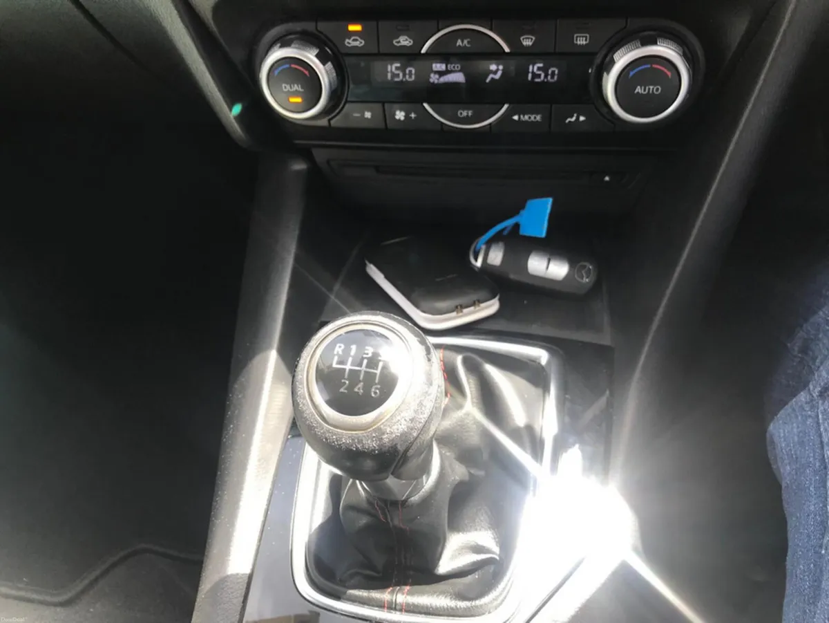 Mazda Mazda3 150PS W/L 6MT 4DR LEATHER GT SL - Image 3