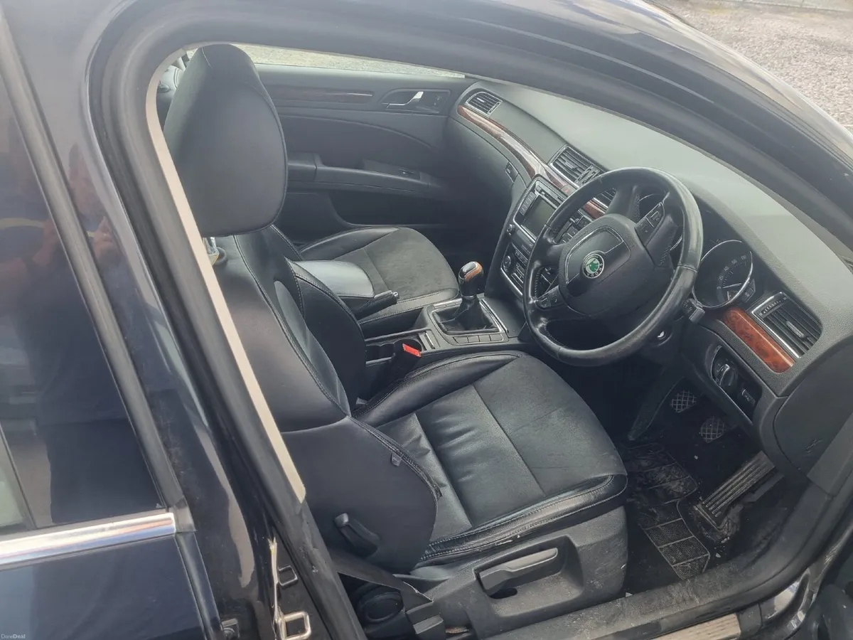 2012 Skoda Superb 1.6 TDI Greenline - Image 4