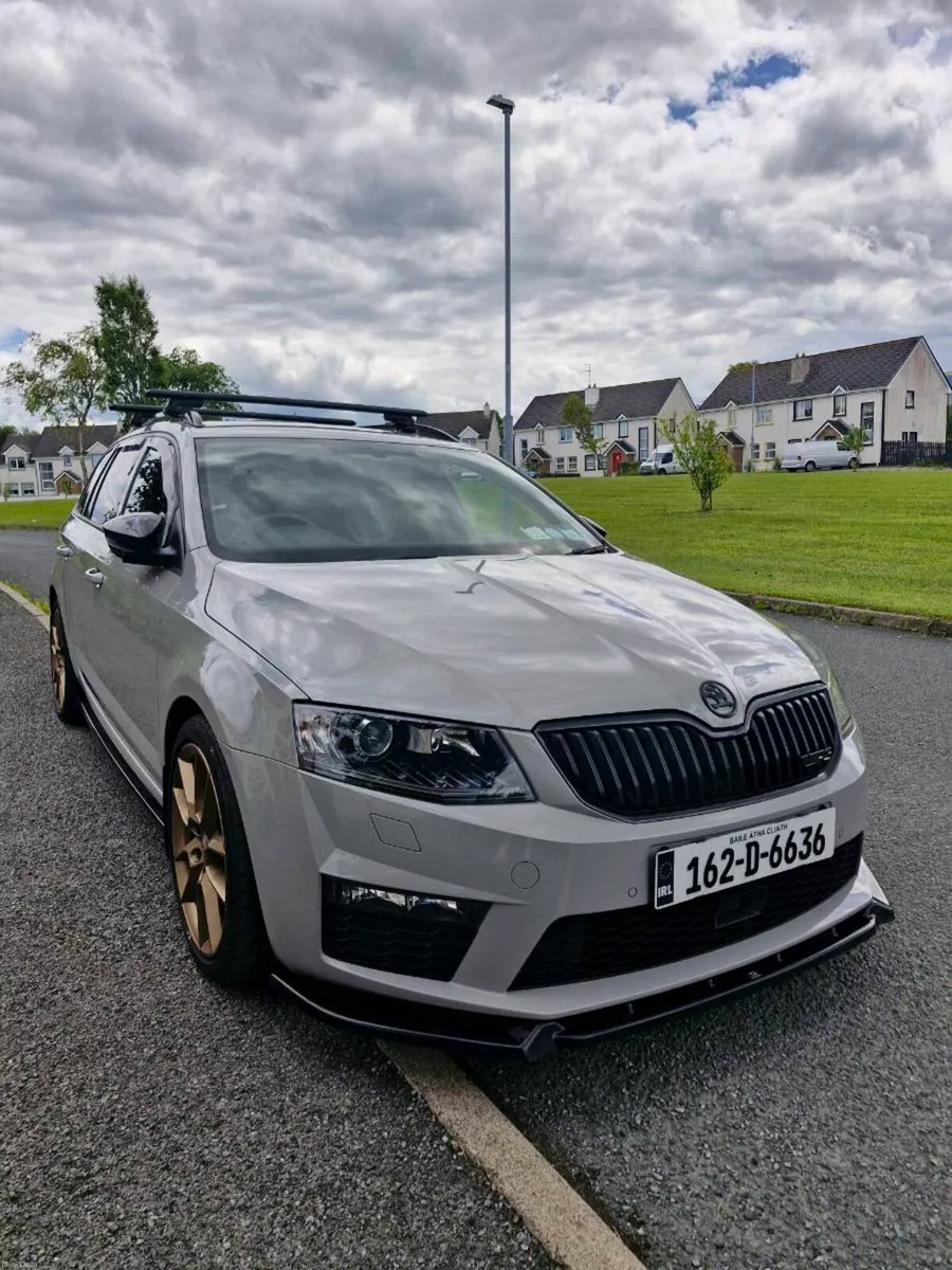 2016 Skoda Octavia vRS 184 DSG 4x4 Estate - Image 1