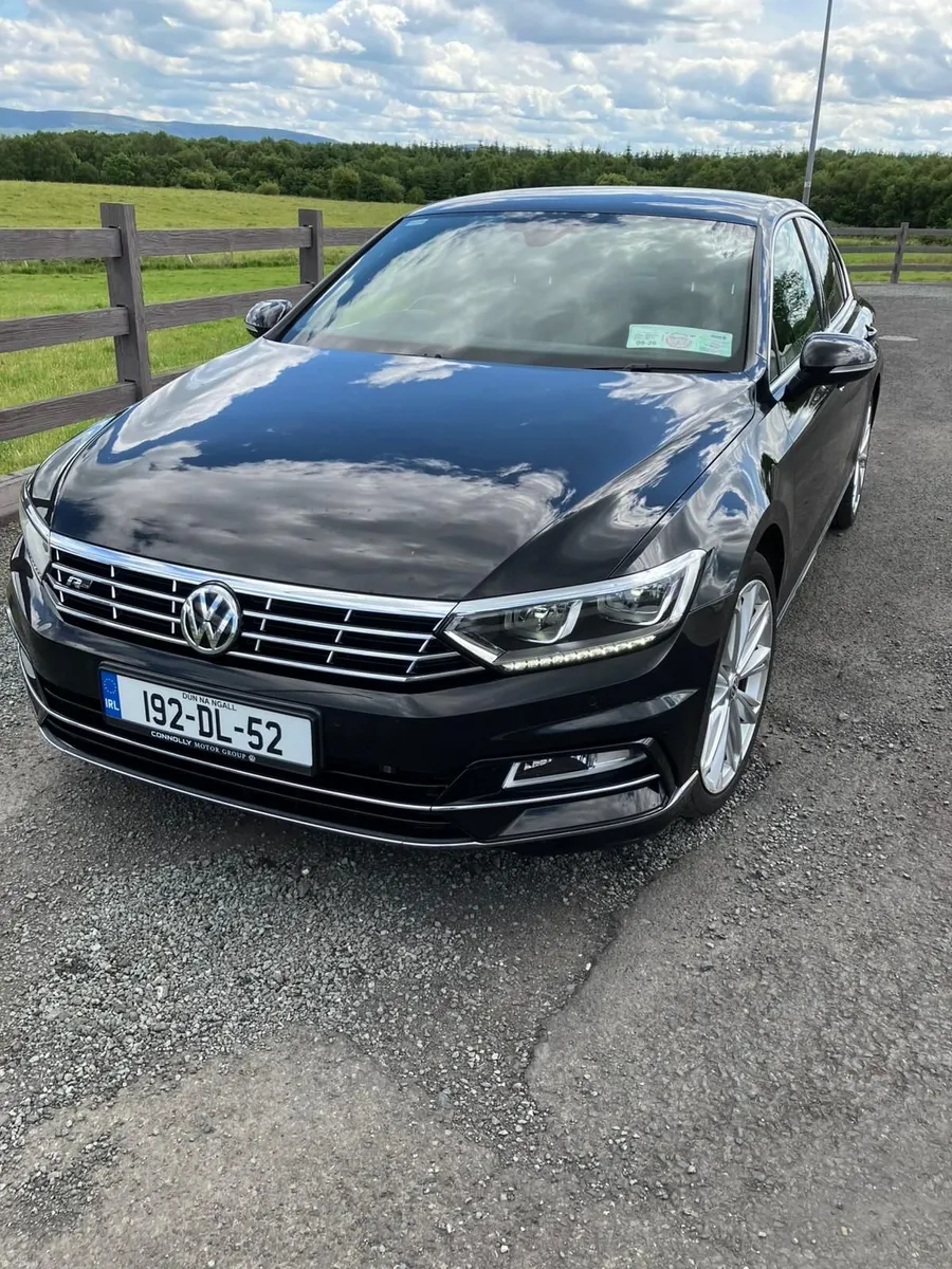 Volkswagen Passat 2019 - Image 1