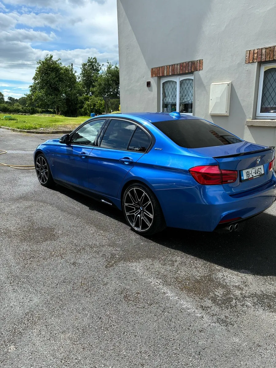 2018 BMW 330e M Sport Shadow Edition - Image 6