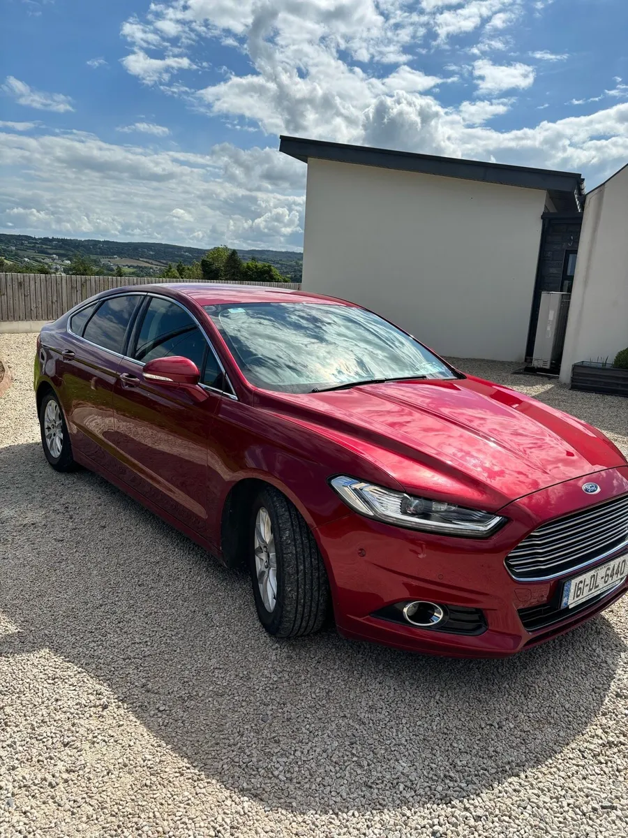 Ford Mondeo Titanium - Image 2