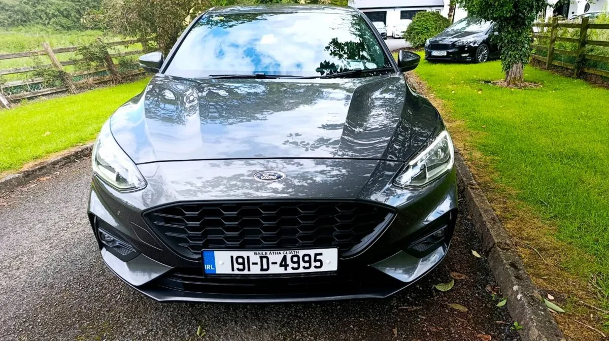 2019 Ford Focus Stline Diesel - Image 2