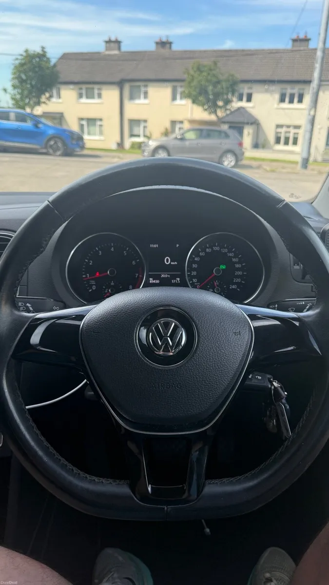 Automatic 161 Volkswagen Polo Black - Image 2