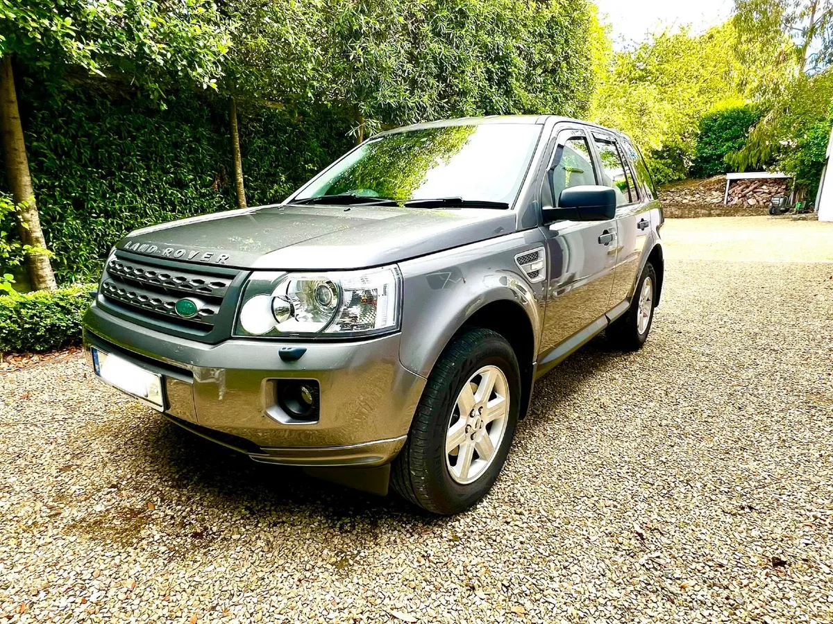 Land Rover Freelander 2011 - Image 1